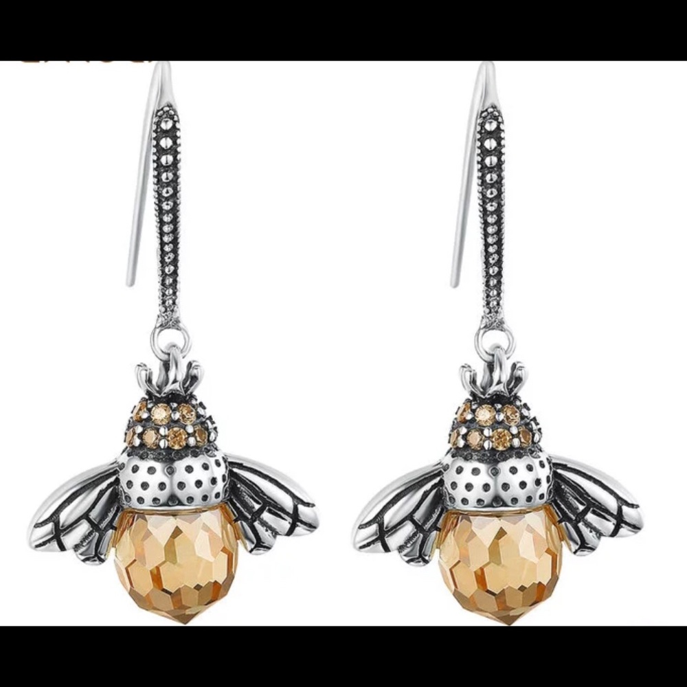 🐝Bee Earrings🐝